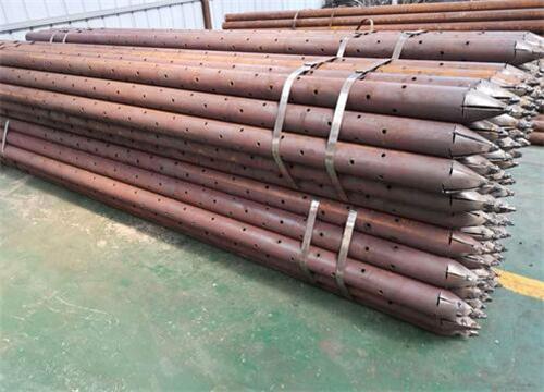 前锋无缝钢花管批发